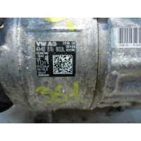 Компрессор кондиционера Audi Q7 2016 4M0816803L