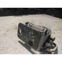 Петля двери Volkswagen Passat 2011 3c8831412b