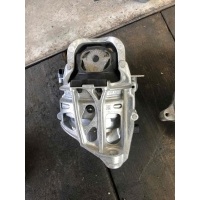 Подушка крепления двигателя Audi A8 2018 4m0199255bq