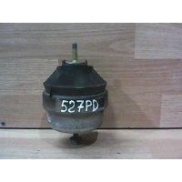 Подушка крепления двигателя Volkswagen Passat 5 GP 2003 8D0199379AE