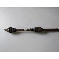 Полуось передняя правая (приводной вал, ШРУС) Renault Megane 2 поколение (2002-2006) 2006 8200472158