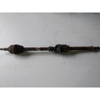 Полуось передняя правая (приводной вал, ШРУС) Renault Megane 2 поколение (2002-2006) 2004 8200472158