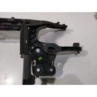 Крепление фары левой Renault Megane 2 поколение (2002-2006) 2006 8200137495