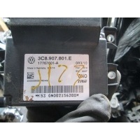 Блок ручника (стояночного тормоза) Volkswagen Passat 2008 3C8907801E