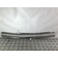 Накладка внутренняя на заднюю панель кузова Volkswagen Passat B5 2002 3B9 863 459 J