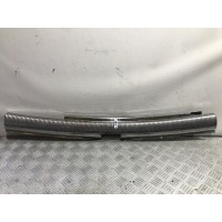 Накладка внутренняя на заднюю панель кузова Volkswagen Passat B5 2002 3B9 863 459 J
