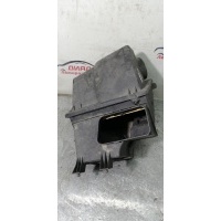 Корпус воздушного фильтра Audi A8 2001 057133837a