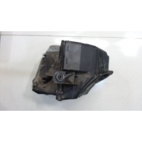 Корпус воздушного фильтра Volkswagen Passat 5 1996-2000 2000 06B133837A