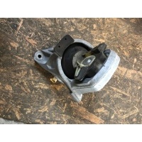 Подушка крепления двигателя Audi A4 2017 8w0199371at