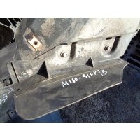 Пылезащитная кромка правая R / передний брызговичок BMW X5 (E70) 2011 7188838
