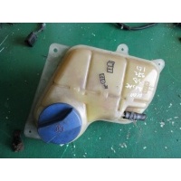 Бачок расширительный Volkswagen Passat 1997 8d0121403j