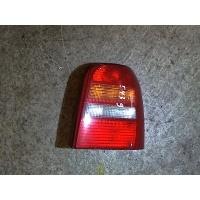 Фонарь (задний) правая Audi A4 (B5) 1994-2000 1999 8D9945096D