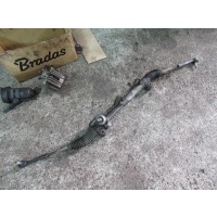 Кронштейн переднего бампера Audi A6 2001 4b0807134b