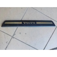 Volvo v40 ii накладка порога накладка 31265842