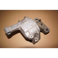 Лапа подушка двигателя 5n0199262l volkswagen audi skoda