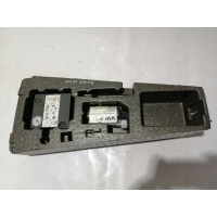 Skoda karoq комплект ремонтный вставка 575012109e