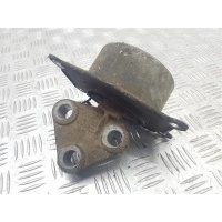 Подушка крепления двигателя (опора) Opel Zafira B 2009 90538543
