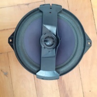 Динамик задняя audi tt 8n 8d5035401b