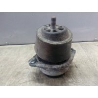 Подушка крепления двигателя Volkswagen Touareg 2007 7L8199131A