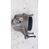 подушка двигателя Mercedes C-Class W205 2017 A2052406717