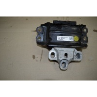 Подушка лапа кпп audi volkswagen tiguan 5qa199555f