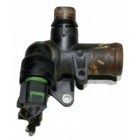 Патрубок радиатора датчик volkswagen audi 2.0b 06b121133d