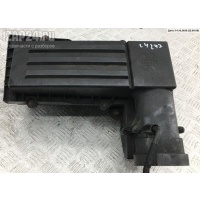 Корпус воздушного фильтра Volkswagen Golf-5 2004 1K0129607S
