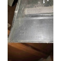 Молдинг крыла Volkswagen Touareg 2012 7P6854731