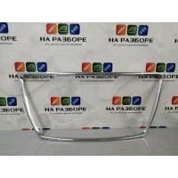 накладка на решетку радиатора Mitsubishi Outlander 6400F026