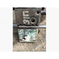 Петля двери задней правой Audi A4 B5 (S4,RS4) 1997 4a0833412a