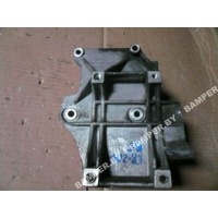 Кронштейн компрессора кондиционера Audi A4 1999 058260885C