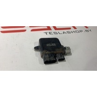 Блок управления вентилятором кондиционера Tesla Model S 2012 6008953-00-D
