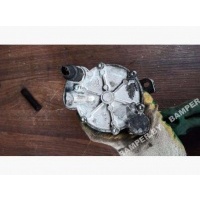 Насос вакуумный Volkswagen Transporter T4 2000 76145100
