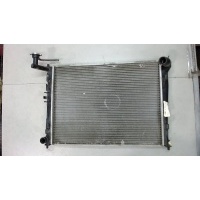 Радиатор охлаждения двигателя Hyundai Elantra 2006-2011 2006 253102H000