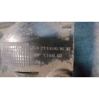 подкрылок передний правый Mercedes-Benz E-Класс W211/S211 2005 A2116981630