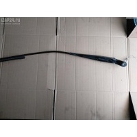 Щеткодержатель (поводок стеклоочистителя) передний R Volkswagen Fox 2005 5Z0955410C