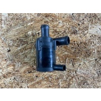 Насос антифриза дополнительный Volkswagen Passat CC 2011 1K0965561B