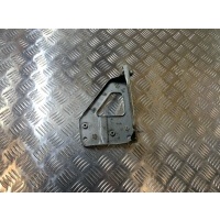крепление крыла переднего левого Audi A6 4F/C6 2007 4F0821135B