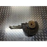 кулак передний правый Volkswagen Touareg 2010 7P6407246A