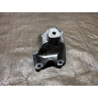 кронштейн двигателя левый Audi A8 D4/4H 2013 4H0199307AK