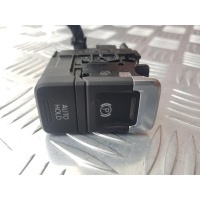 Кнопка ручного тормоза (ручника) Volkswagen Touareg 2014 7P1927225A