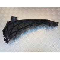 Кронштейн переднего бампера Audi Q7 2012 4L0807284