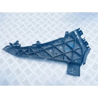 Кронштейн переднего бампера Audi Q7 2012 4L0807284