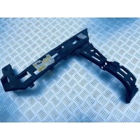 Кронштейн заднего бампера Volkswagen Passat B6 2009 3C9807378