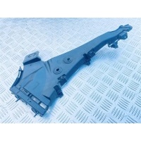Кронштейн переднего бампера Audi Q7 2012 4L0807283A