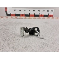 Петля двери задней правой Land Rover Discovery 3 (2004-2009) 2007 ,LR030347