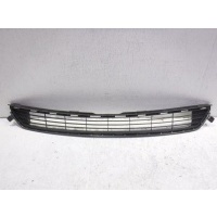 Решетка бампера Toyota RAV 4 4 XA40 5311242090