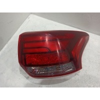 8330a998 mitsubishi фонарь комбинированный задний правый 133059992