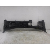 Водосток лобового стекла (жабо) Land Rover Freelander 2 2006-2014 LR027174