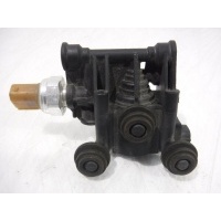 Клапан пневмоподвески Land Rover Range Rover Vogue 3 L322 2002-2012 RVH500070